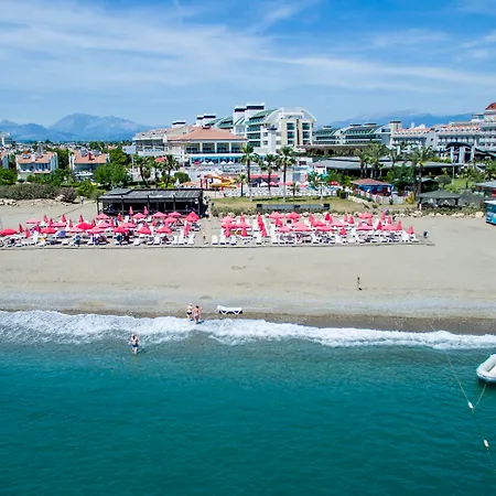 Hotel Throne Seagate 5*