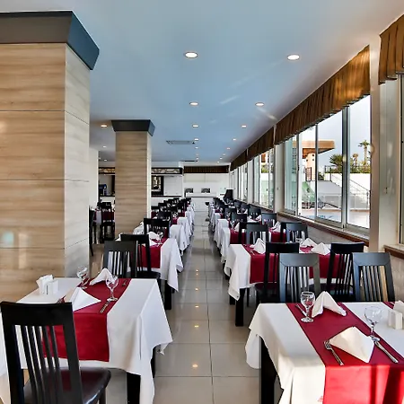 Throne Seagate Ξενοδοχείο Μπέλεκ