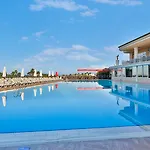Throne Seagate Hotel 5*