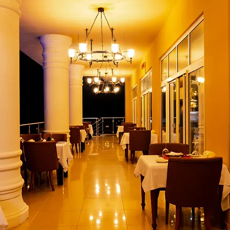 Hotel Throne Seagate Belek
