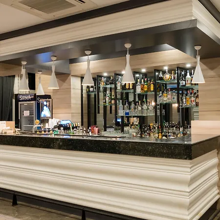 Hotel Throne Seagate 5*